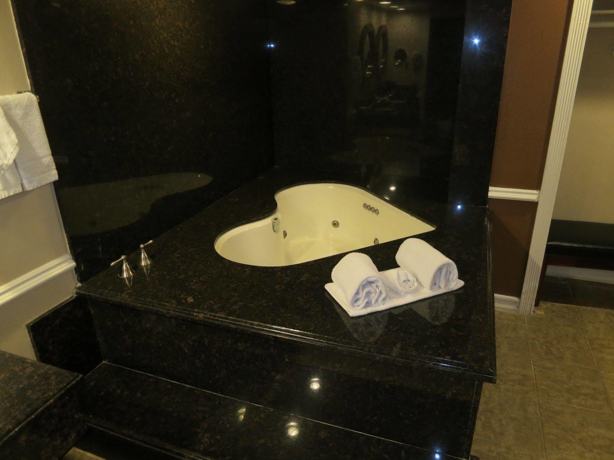 Hotel Dynasty 2*